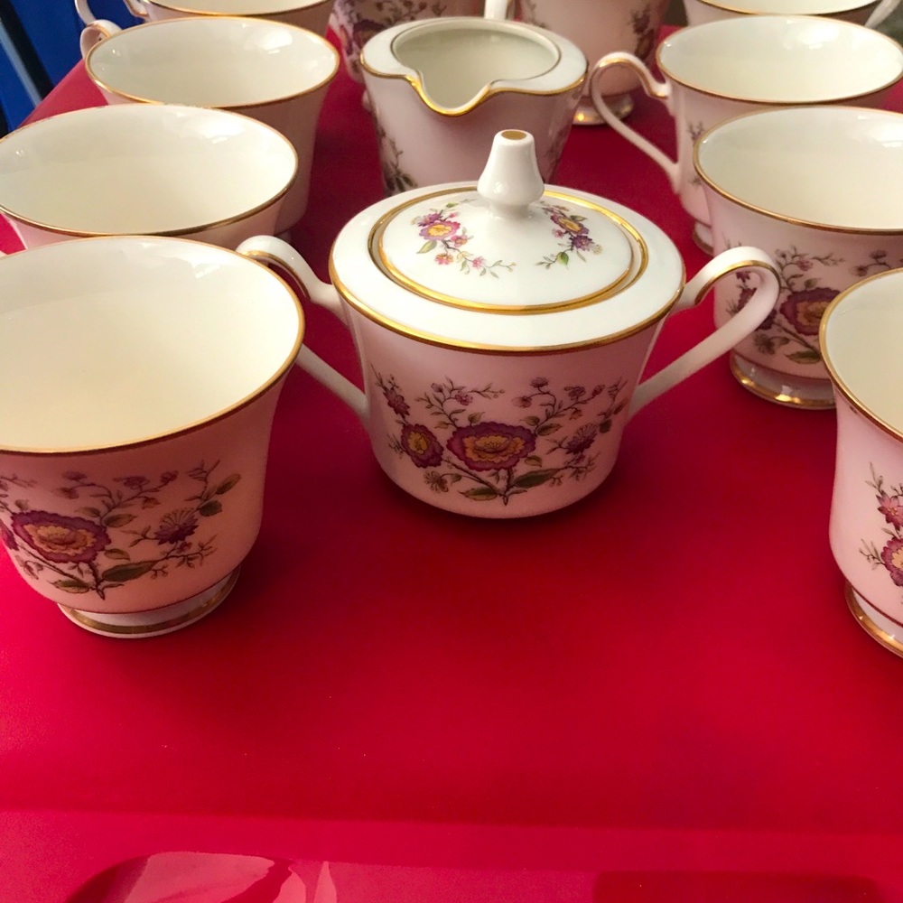Noritake ivory china 7151